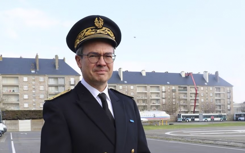 Sous-préfet Saint-Malo Compagnie des pêches quai