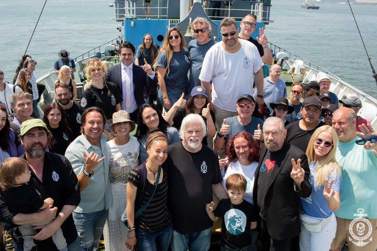 John Paul DeJoria II deck crew||