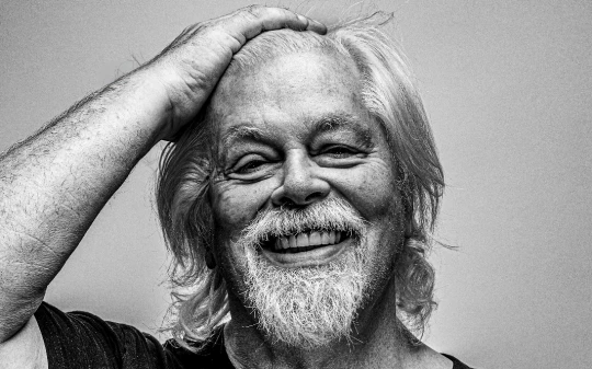 Joie ode Paul Watson|Joie ode Paul Watson